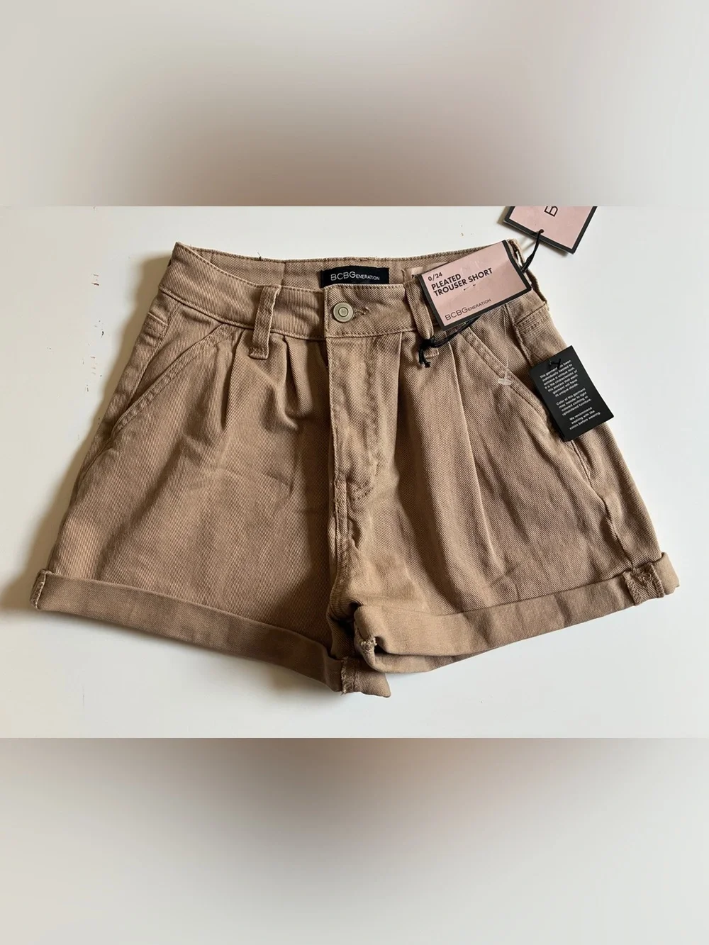 BCBGeneration Tan High-Waist Pleated Women’s Shorts.24.NWT